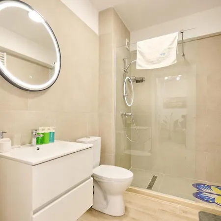 Blue Seven In Infinity Apartment