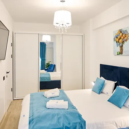 Blue Seven In Infinity Apartment Navodari