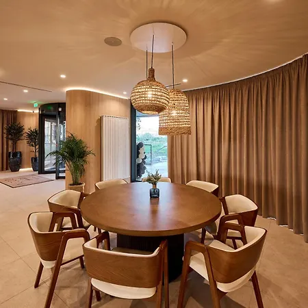 Blue Seven In Infinity Нэводари