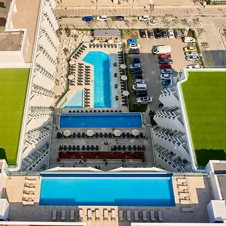 Blue Seven In Infinity Apartment Navodari