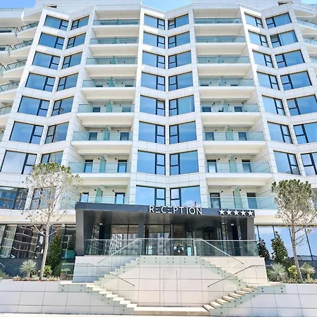Apartment Blue Seven In Infinity