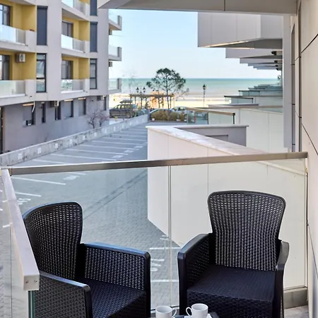 아파트 Blue Seven In Infinity